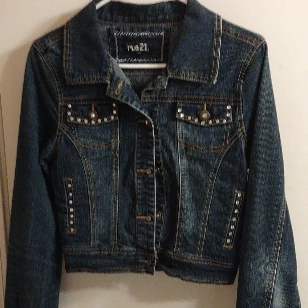 Jean jacket - Picture 2 of 4